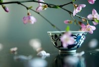 女孩子學(xué)茶藝好還是花藝好？